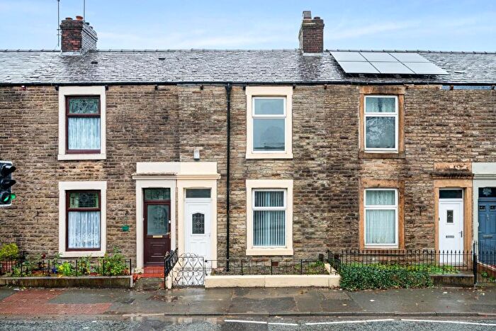 3 Bedroom Terraced House For Sale In Blackburn Road, Darwen, BB3