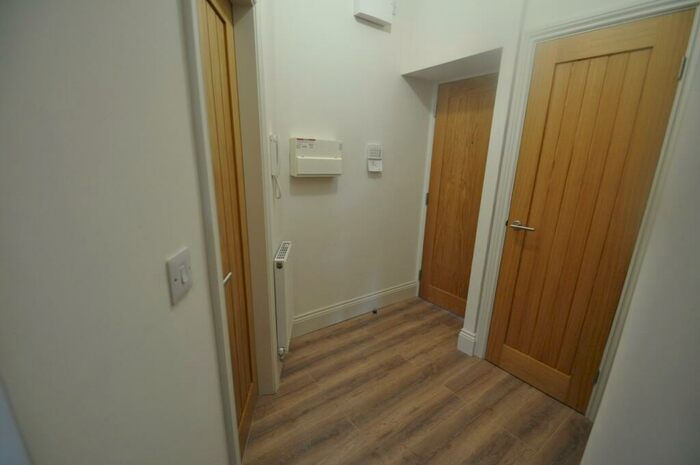 2 Bedroom Apartment To Rent In Main Street, Hull, North Humberside, HU10