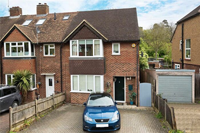 3 Bedroom End Of Terrace House To Rent In Locke King Road, Weybridge, Surrey, KT13