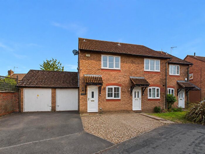 2 Bedroom End Of Terrace House For Sale In Claudians Close, Abbeymead, Gloucester, GL4