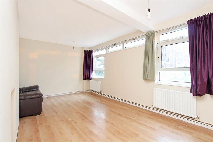 1 Bedroom Flat To Rent In Lacy Road, London, SW15
