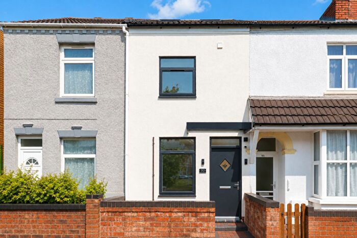 4 Bedroom Terraced House For Sale In Cambridge Street, Rugby, CV21