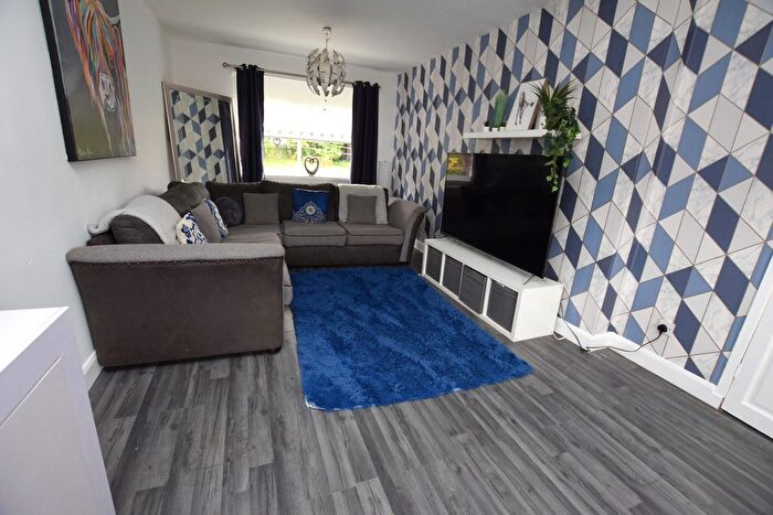 2 Bedroom End Of Terrace House For Sale In Linnhe Crescent, Wishaw, ML2
