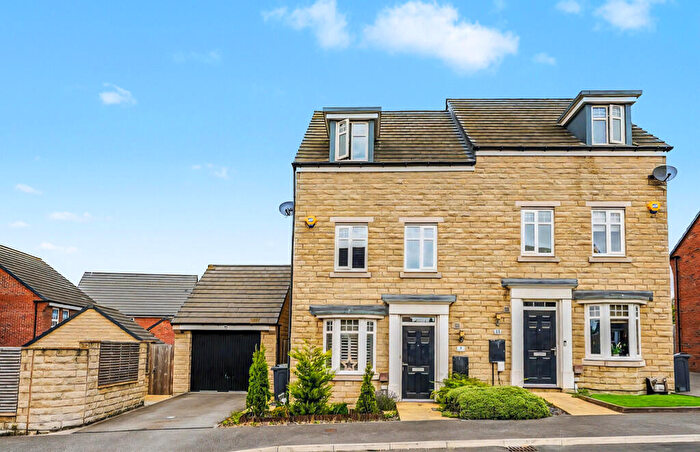 4 Bedroom Semi-Detached House For Sale In Heathfield Lane, Birkenshaw, BD11