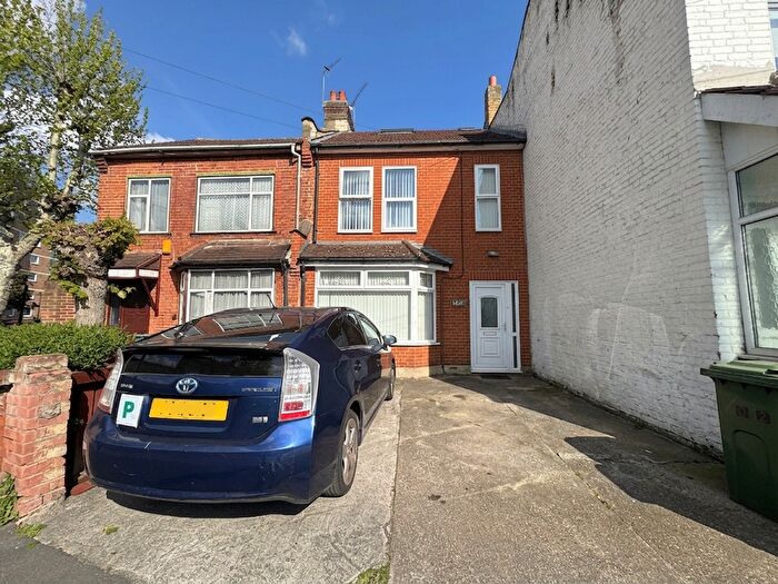 4 Bedroom Terraced House For Sale In Leigh Road, East Ham, London, E6