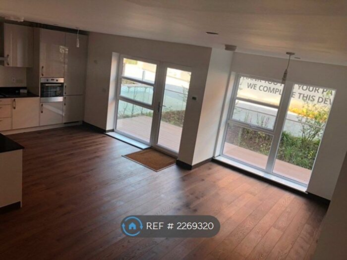 2 Bedroom Flat To Rent In Kitson House, Peterborough, PE2