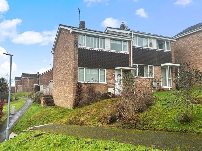 3 Bedroom Semi-Detached House For Sale In Windrush, Highworth, Swindon, SN6