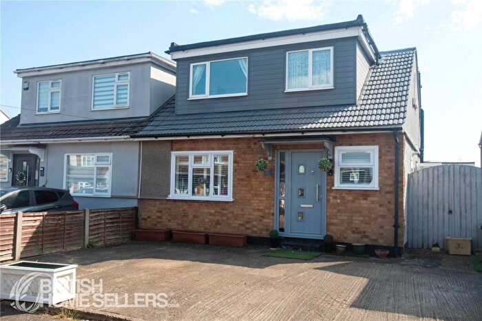 3 Bedroom Semi-Detached House For Sale In Greenways, Benfleet, Essex, SS7