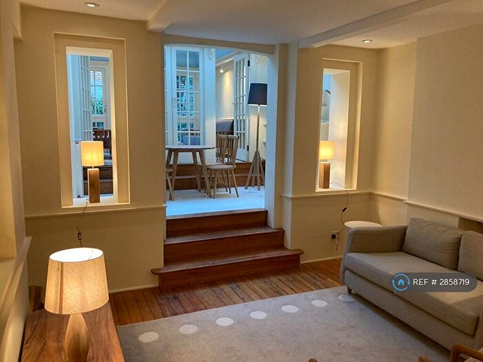 2 Bedroom Flat To Rent In Lower Ground Floor Garden - Gloucester Place, London, NW1