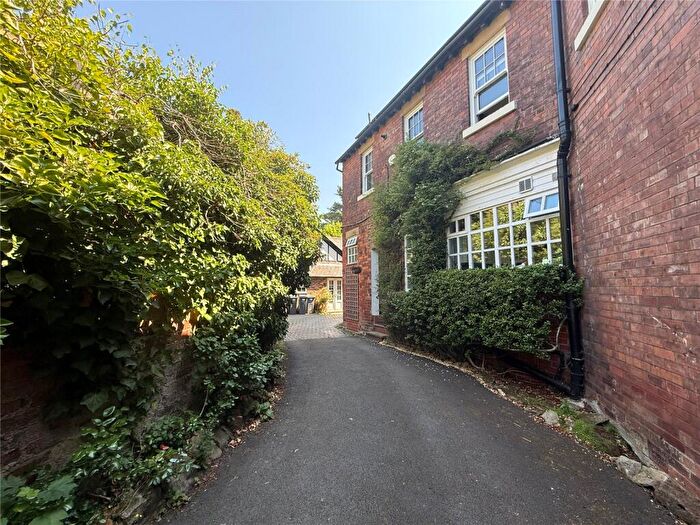 2 Bedroom Apartment For Sale In The Beeches, West Didsbury, M20
