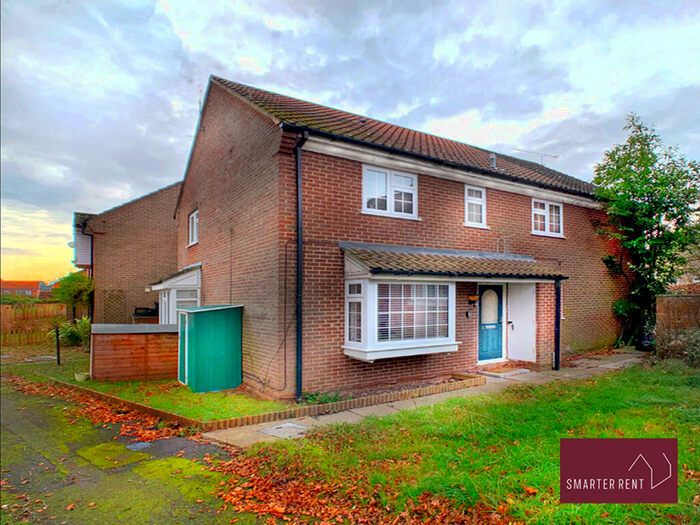 2 Bedroom Semi-Detached House To Rent In Bedfordshire Way, Wokingham, RG41