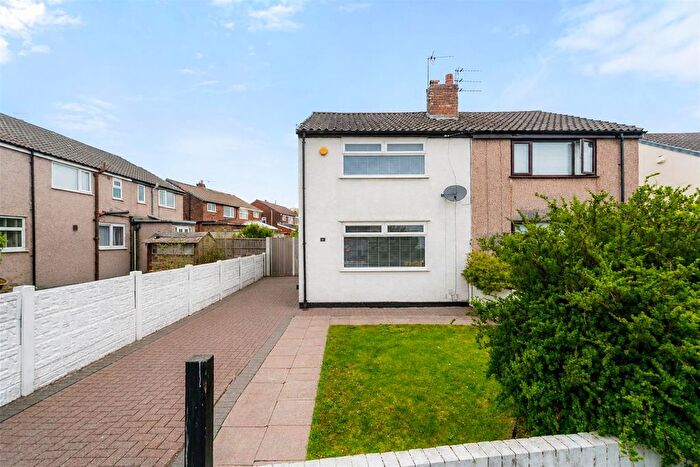 3 Bedroom Semi-Detached House For Sale In Amanda Road, Rainhill, L35