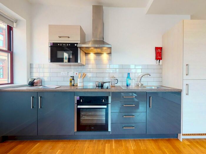 2 Bedroom Apartment To Rent In Great George Street, Leeds, West Yorkshire, LS1