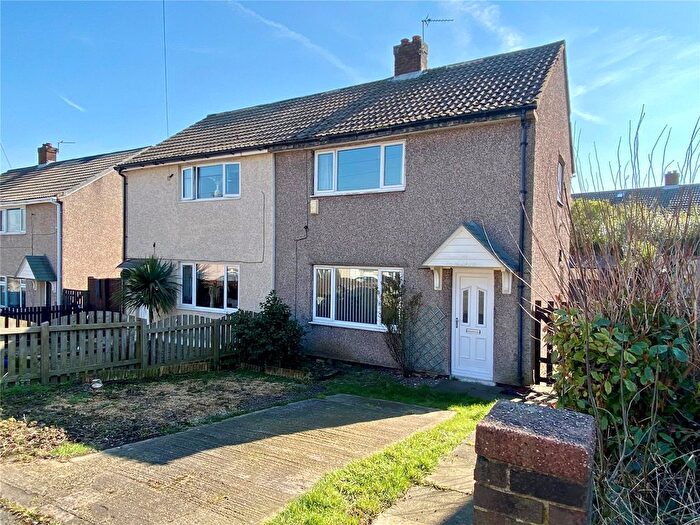 2 Bedroom Semi-Detached House For Sale In Partridge Crescent, Thornhill, Dewsbury, WF12