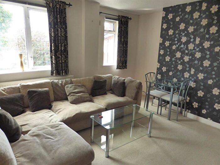 2 Bedroom Flat To Rent In Redmires Court, St James` Park, Eccles New Road, M5