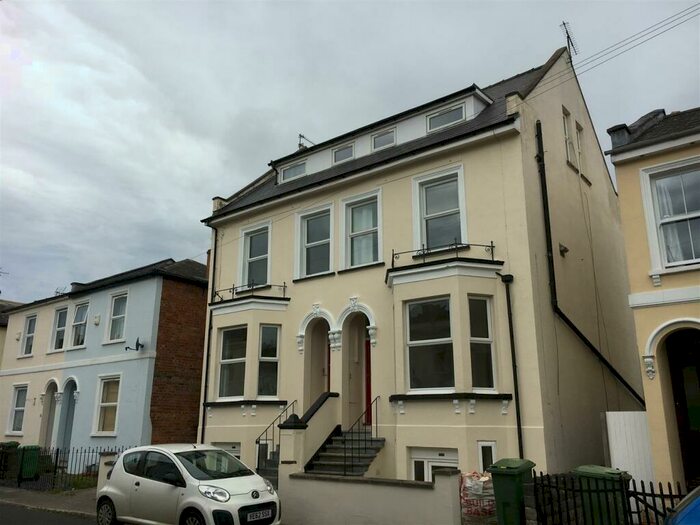 1 Bedroom Flat To Rent In Marle Hill Parade, Cheltenham, GL50