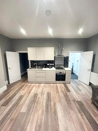 1 Bedroom Flat To Rent In Flat B, City Road, Bristol, BS2