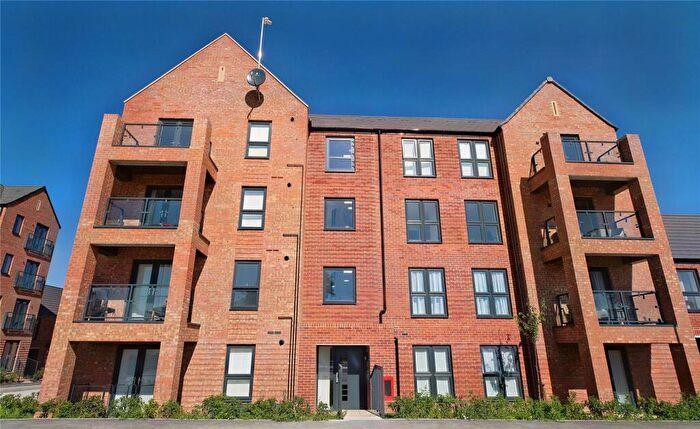 House To Rent In Betony Meadow, Houghton Regis, Dunstable, LU5