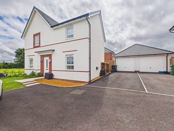 4 Bedroom Detached House To Rent In Ridgeway Avenue Berry Hill, Berry Hill, Coleford, GL16