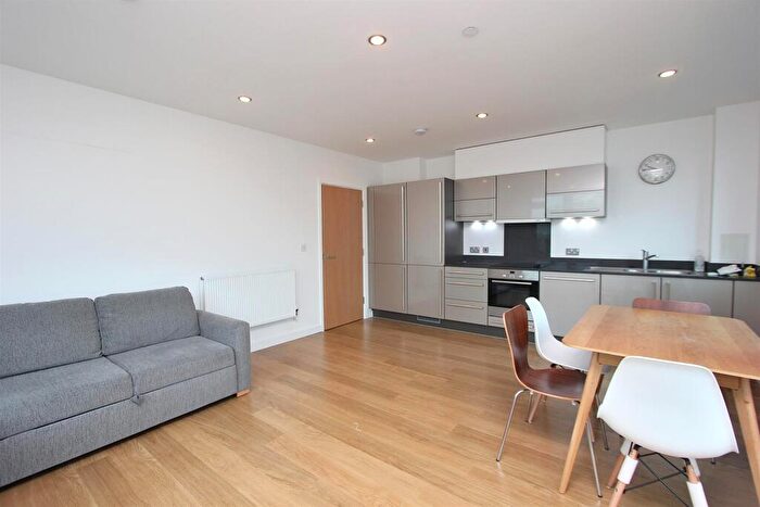 2 Bedroom Apartment To Rent In Iona Tower, Ross Way, Limehouse, London, E14