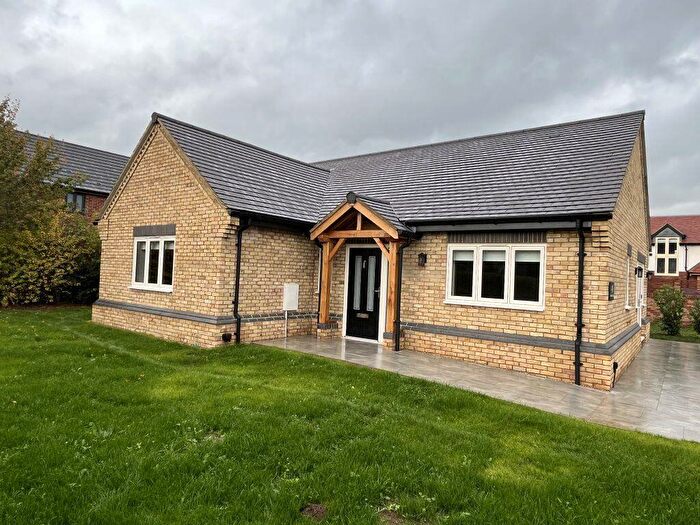2 Bedroom Bungalow To Rent In Shefford Road, Clophill, Bedfordshire, MK45