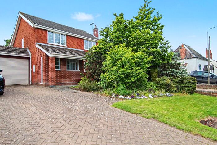 4 Bedroom Detached House For Sale In Main Street, Caldwell, Swadlincote, DE12