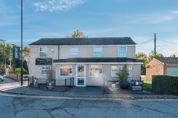 2 Bedroom Flat To Rent In High Street, Waddesdon, HP18