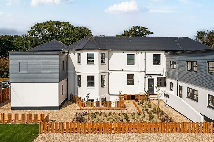 1 Bedroom Apartment For Sale In Woodfield House, Tangmere Road, Tangmere, PO20