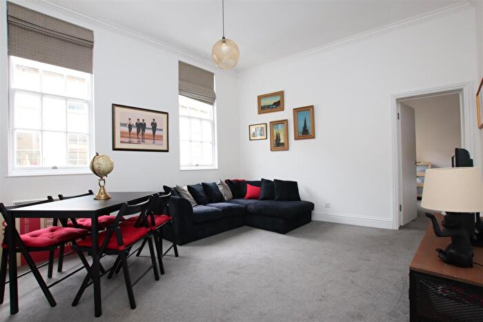 2 Bedroom Flat To Rent In Great Stanhope Street, Bath, BA1