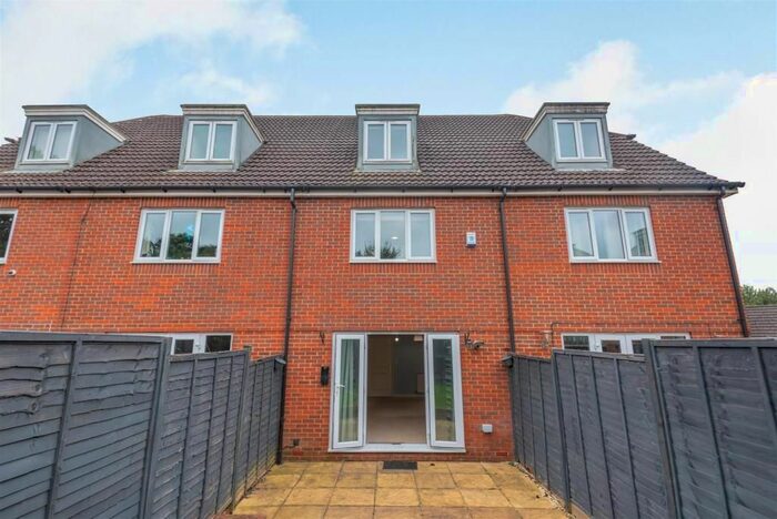 3 Bedroom Terraced House To Rent In Roman Way, Boughton Monchelsea, ME17