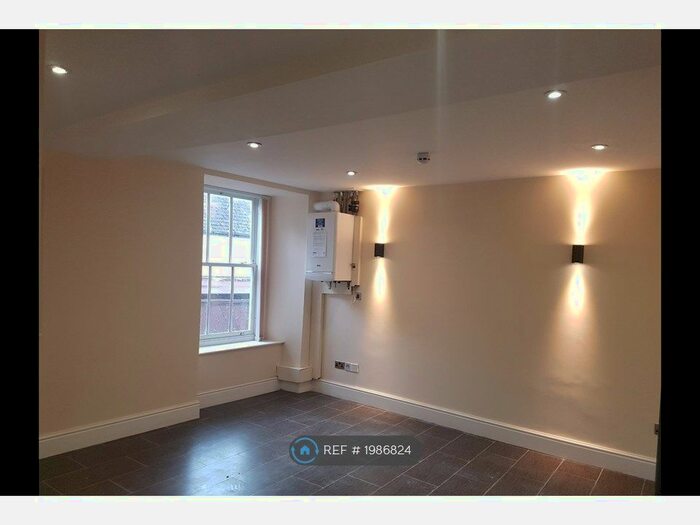 1 Bedroom Flat To Rent In Ty Gloch, Brecon, LD3