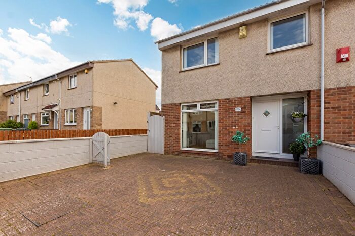3 Bedroom End Terrace House For Sale In Peacocktail Close, Newcraighall, Edinburgh, EH15