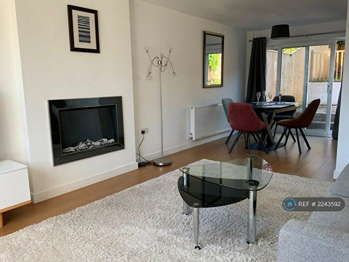 3 Bedroom Terraced House To Rent In Avon Way, Portishead, Bristol, BS20