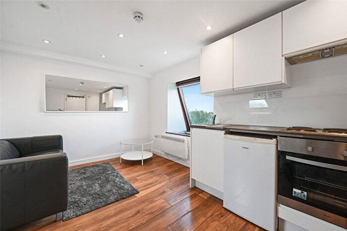 Studio To Rent In Bloemfontein Avenue, London, W12