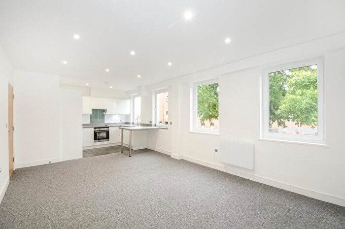 1 Bedroom Apartment To Rent In Winchester Road, Basingstoke, RG21