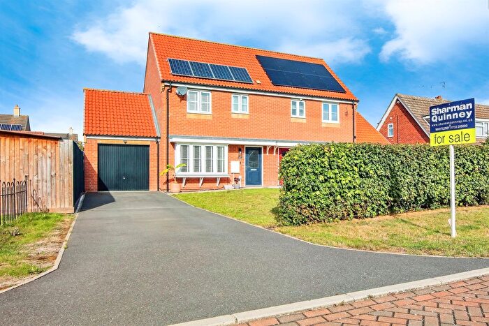 3 Bedroom Semi-Detached House For Sale In Woburn Drive, Thorney, Peterborough, PE6