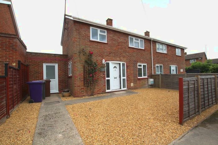2 Bedroom Semi-Detached House To Rent In Icknield Walk, Royston, SG8