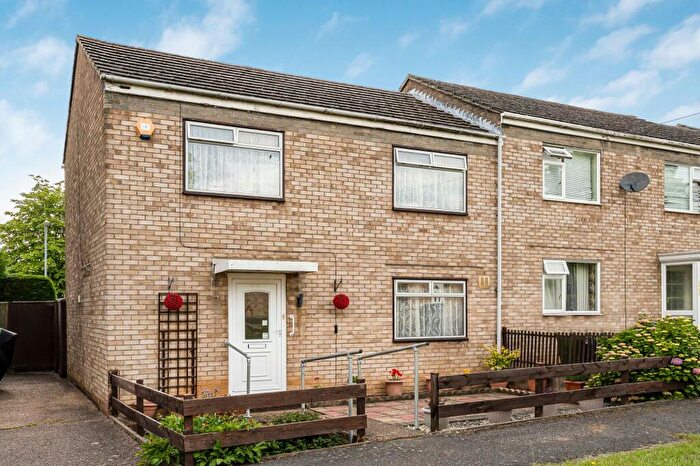 3 Bedroom End Of Terrace House For Sale In Sycamore Drive, Huntingdon, Cambridgeshire., PE29