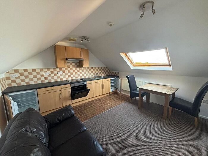1 Bedroom House To Rent In Penarth Road, Grangetown, Cardiff, CF11