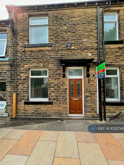 2 Bedroom Terraced House To Rent In Chapel Terrace, Thornton, Bradford, BD13