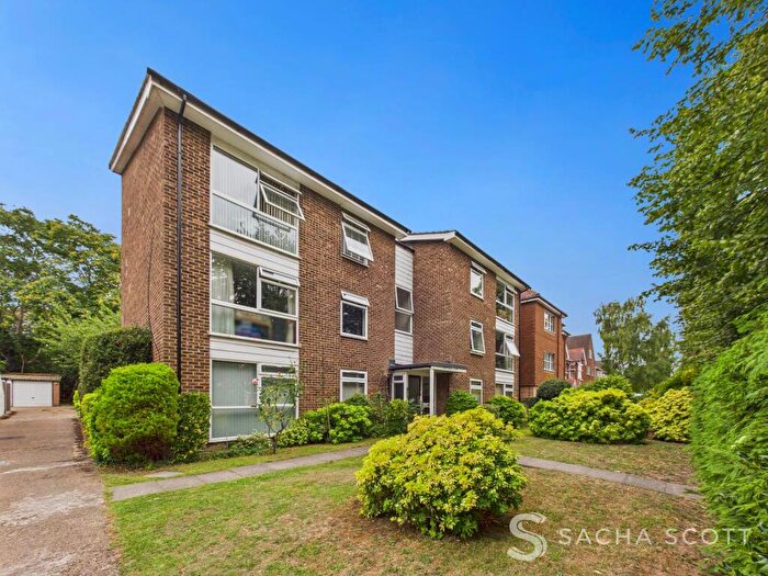 1 Bedroom Flat For Sale In Grove Road, Honeysuckle Court, SM1