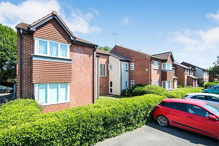 1 Bedroom Flat For Sale In Lowdell Close, West Drayton, UB7