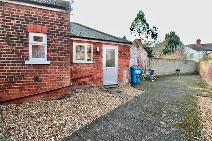 1 Bedroom Flat To Rent In Boulevard, Hull, HU3