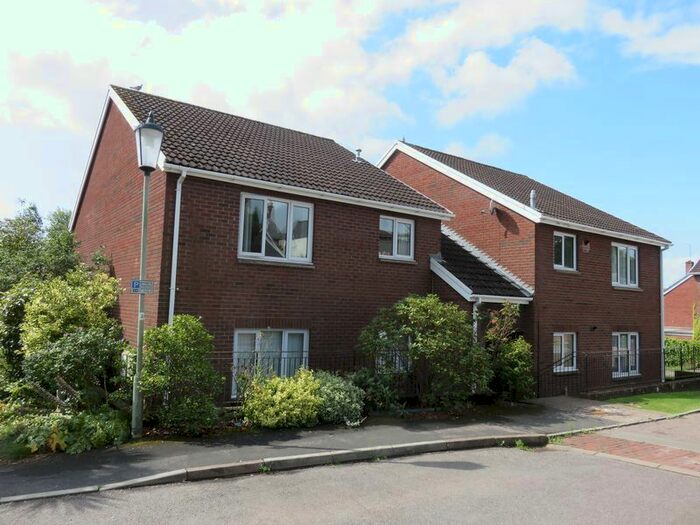 2 Bedroom Flat To Rent In Culverland Close, Exeter, EX4