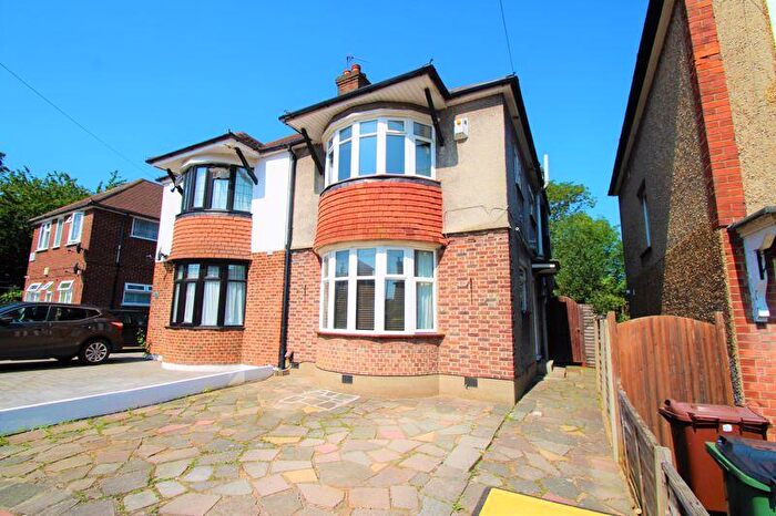 3 Bedroom Semi-Detached House To Rent In Durham Road, Harrow, HA1