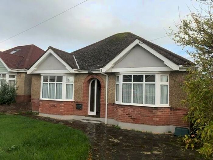 3 Bedroom House To Rent In Haywards Avenue - Weymouth, DT3