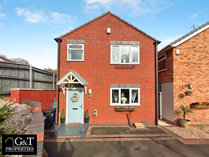 3 Bedroom Detached House For Sale In A Chelford Crescent, Kingswinford, DY6