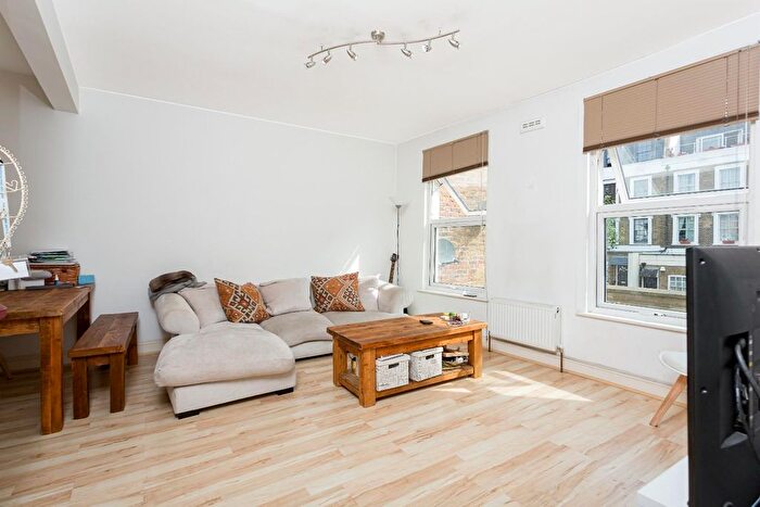 2 Bedroom Flat To Rent In Torriano Avenue, Kentish Town, NW5