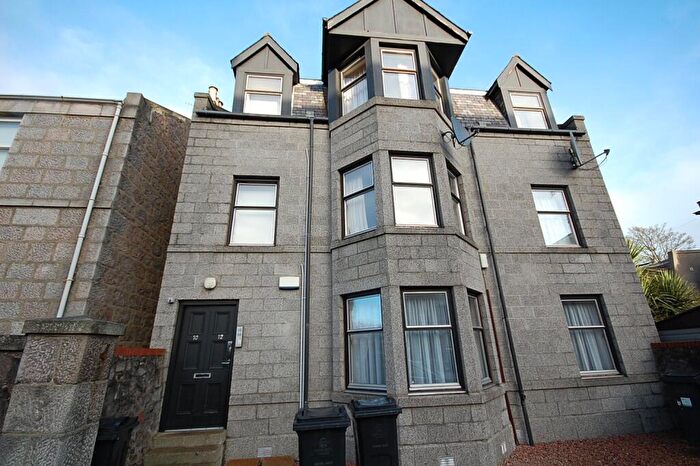 2 Bedroom Flat To Rent In Stanley Street, Aberdeen, AB10