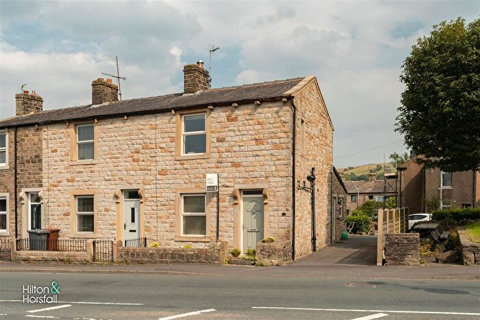 2 Bedroom End Of Terrace House For Sale In Colne Road, Kelbrook, Barnoldswick, BB18